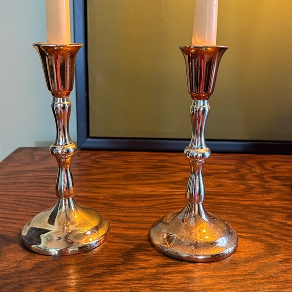 Vintage silver and copper colored candlesticks - Picture 2 of 3
